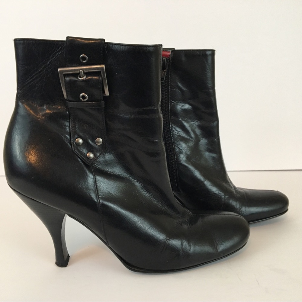 Enzo Angiolini Booties Black Womens Leather Low Heels Size 7.5N